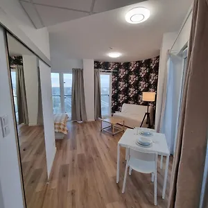 Apartament Kasprzaka 29 Wola Tower, Warszawa